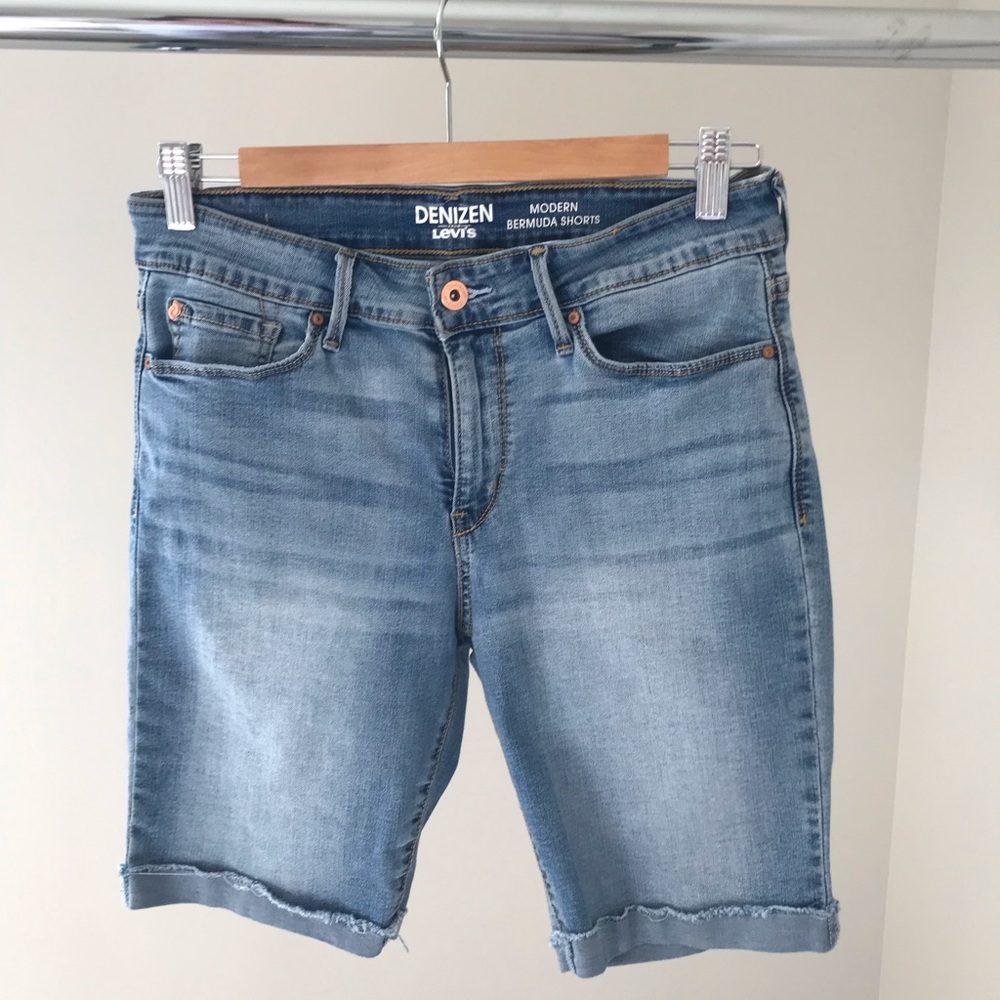 🦋 Levi’s Denizen Modern Bermuda Shorts 🦋
